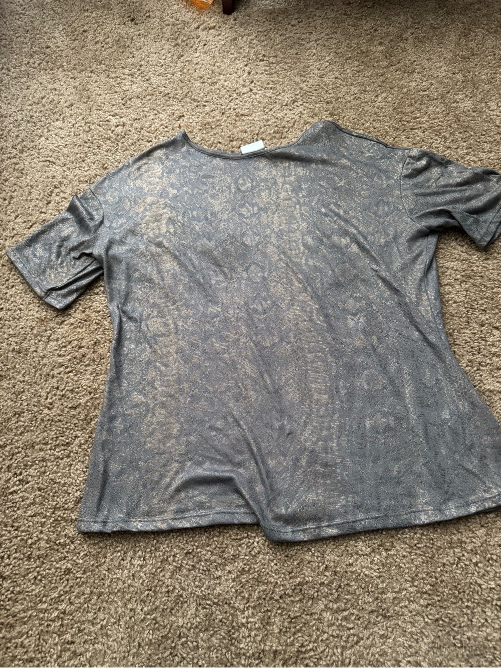 Jaclyn Smith Metallic Gold-Gray Short Sleeve Tee